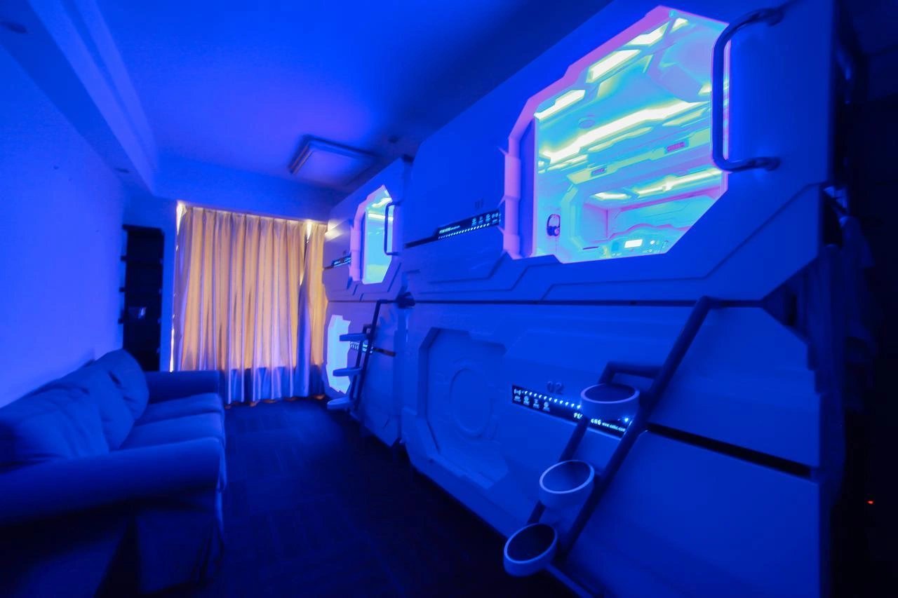 Space Capsule Hotel (Guangzhou, China)